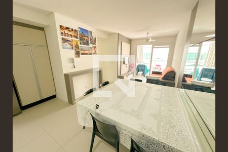Sala de apartamento para alugar com 2 quartos, 83m² em Ingleses do Rio Vermelho, Florianópolis
