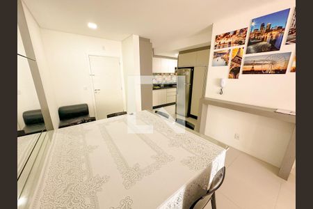 Sala de apartamento para alugar com 2 quartos, 83m² em Ingleses do Rio Vermelho, Florianópolis