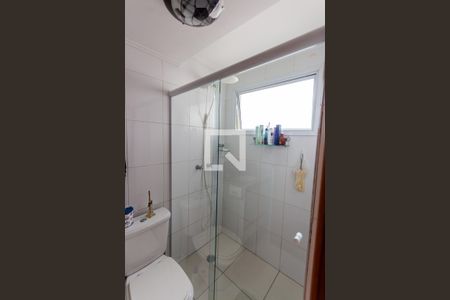 Apartamento à venda com 121m², 3 quartos e 3 vagas Apartamento à venda com 121m², 3 quartos e 3 vagasBanheiro da Suíte 2