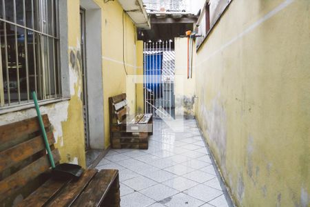 Casa à venda com 72m², 3 quartos e 1 vaga Casa à venda com 72m², 3 quartos e 1 vagaCorredor