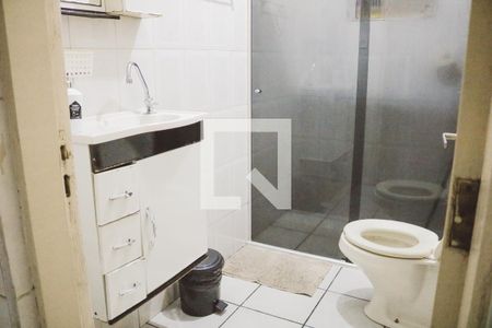 Casa à venda com 72m², 3 quartos e 1 vaga Casa à venda com 72m², 3 quartos e 1 vagaBanheiro