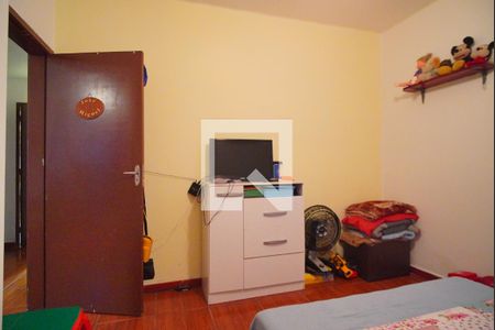 Quarto de apartamento à venda com 1 quarto, 40m² em São Geraldo, Porto Alegre