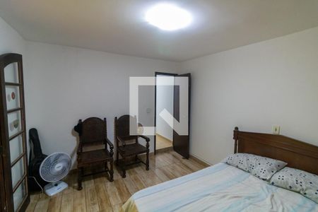 Casa à venda com 200m², 4 quartos e 2 vagasQuarto 4