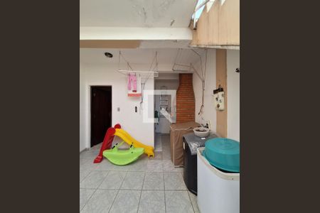 Casa à venda com 200m², 3 quartos e 2 vagasQuintal