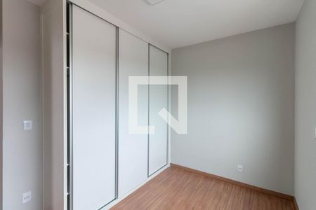 Quarto 2 de apartamento para alugar com 3 quartos, 161m² em Caiçara-adelaide, Belo Horizonte