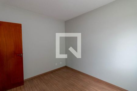 Quarto 1 de apartamento para alugar com 3 quartos, 161m² em Caiçara-adelaide, Belo Horizonte