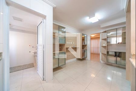Apartamento à venda com 128m², 3 quartos e 2 vagasCozinha