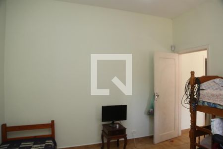 Casa para alugar com 90m², 3 quartos e 5 vagasQuarto 1