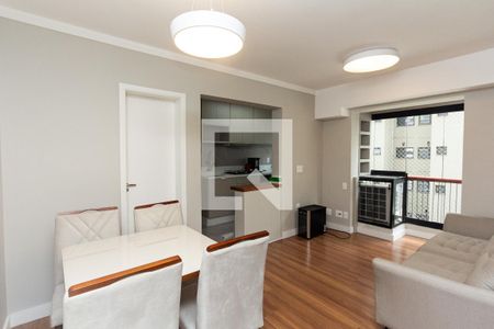 Sala de apartamento à venda com 2 quartos, 56m² em Vila Nova Conceição, São Paulo