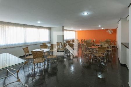 Apartamento à venda com 98m², 3 quartos e 2 vagas Apartamento à venda com 98m², 3 quartos e 2 vagasÁrea comum - Salão de festas