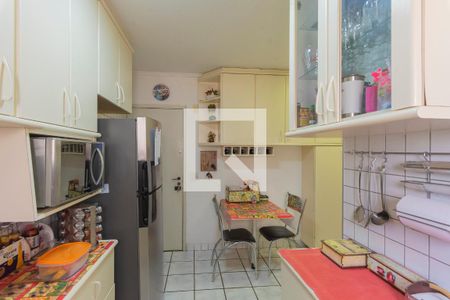Apartamento à venda com 98m², 3 quartos e 2 vagas Apartamento à venda com 98m², 3 quartos e 2 vagasCozinha
