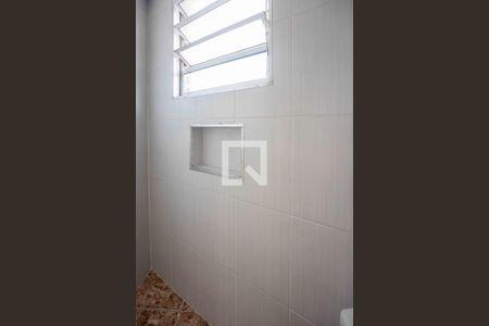 Banheiro de kitnet/studio para alugar com 1 quarto, 40m² em Conceição, Diadema