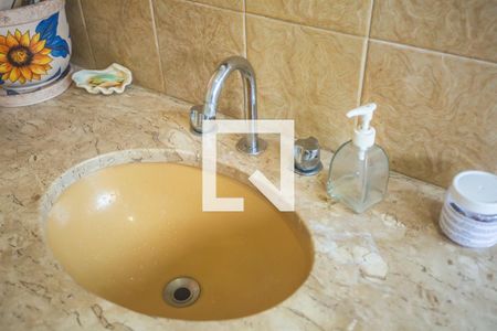 Casa à venda com 300m², 4 quartos e 3 vagas Casa à venda com 300m², 4 quartos e 3 vagasBanheiro