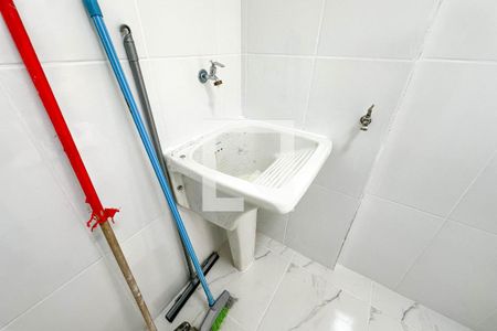 Apartamento à venda com 50m², 2 quartos e sem vaga Apartamento à venda com 50m², 2 quartos e sem vagaBanheiro e Área de Serviço