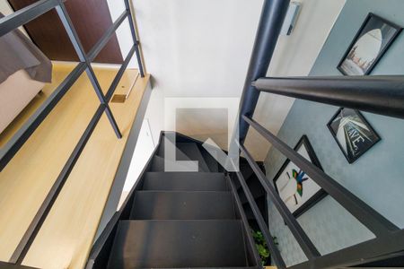 Apartamento à venda com 50m², 1 quarto e 1 vaga Apartamento à venda com 50m², 1 quarto e 1 vagaEscadas