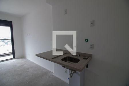 Cozinha de kitnet/studio para alugar com 1 quarto, 25m² em Jardim das Acácias, São Paulo