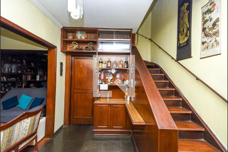 Hall de entrada de casa à venda com 3 quartos, 181m² em Pinheiros, São Paulo