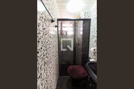 Apartamento à venda com 60m², 2 quartos e 1 vaga Apartamento à venda com 60m², 2 quartos e 1 vagaBanheiro