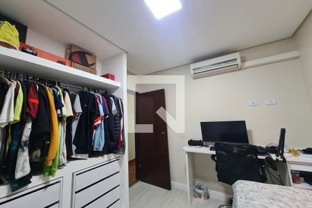 Casa à venda com 190m², 3 quartos e 2 vagasQuarto 1