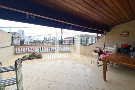 Casa à venda com 190m², 3 quartos e 2 vagasQuintal