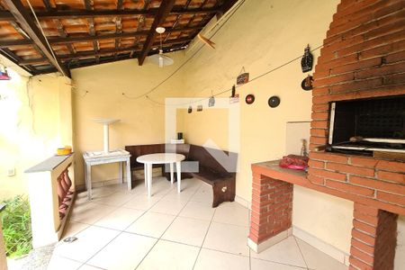 Casa à venda com 190m², 3 quartos e 2 vagasChurrasqueira