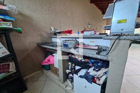 Casa à venda com 190m², 3 quartos e 2 vagasÁrea comum - Salão de festas