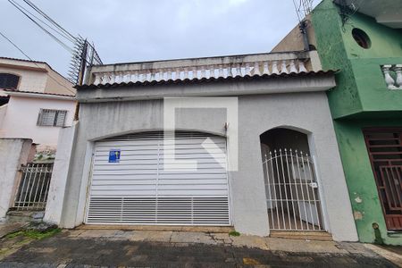 Casa à venda com 190m², 3 quartos e 2 vagasFachada