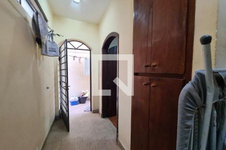 Casa à venda com 190m², 3 quartos e 2 vagasÁrea de Serviço