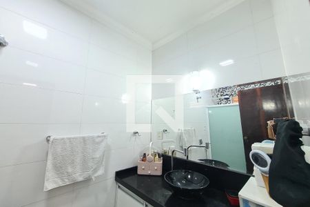 Banheiro da Suíte de casa à venda com 3 quartos, 190m² em Chácara Belenzinho, São Paulo