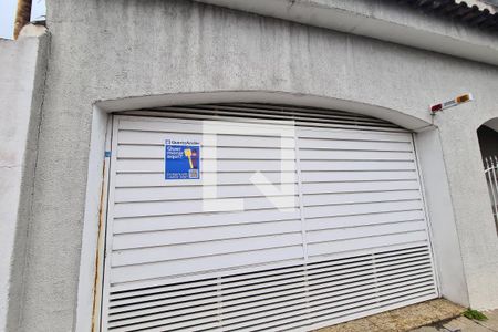 Casa à venda com 190m², 3 quartos e 2 vagasplaquinha