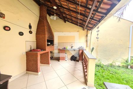 Casa à venda com 190m², 3 quartos e 2 vagasChurrasqueira