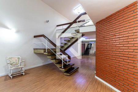 Sala de casa para alugar com 5 quartos, 250m² em Cidade Maia, Guarulhos