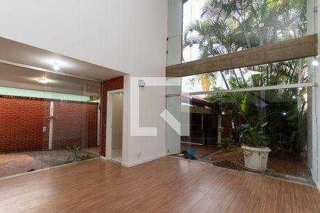 Sala de casa para alugar com 5 quartos, 250m² em Cidade Maia, Guarulhos