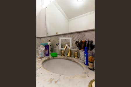 Apartamento à venda com 209m², 3 quartos e 2 vagas Apartamento à venda com 209m², 3 quartos e 2 vagasBanheiro Social