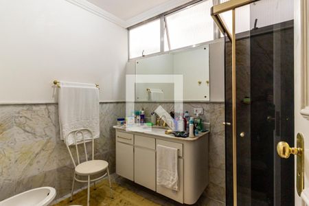 Apartamento à venda com 209m², 3 quartos e 2 vagas Apartamento à venda com 209m², 3 quartos e 2 vagasBanheiro Social