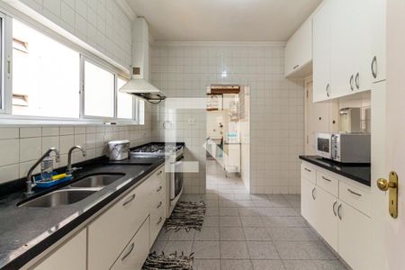 Apartamento à venda com 209m², 3 quartos e 2 vagas Apartamento à venda com 209m², 3 quartos e 2 vagasCozinha