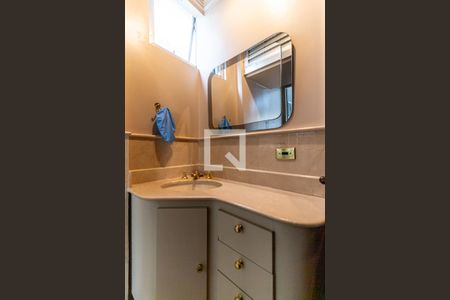 Apartamento à venda com 209m², 3 quartos e 2 vagas Apartamento à venda com 209m², 3 quartos e 2 vagasSuíte 1 - Banheiro 1