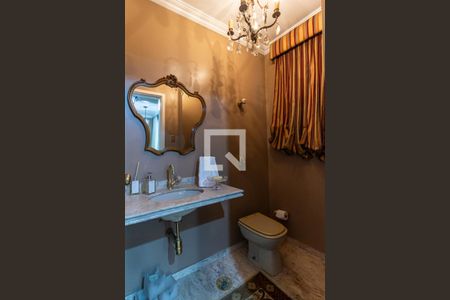 Apartamento à venda com 209m², 3 quartos e 2 vagas Apartamento à venda com 209m², 3 quartos e 2 vagasLavabo