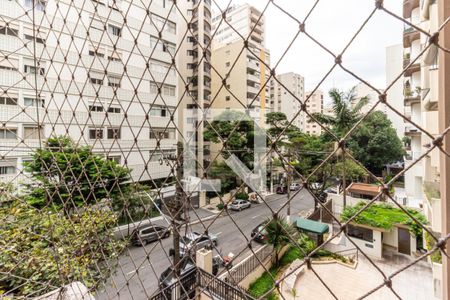 Apartamento à venda com 209m², 3 quartos e 2 vagas Apartamento à venda com 209m², 3 quartos e 2 vagasVaranda - Vista