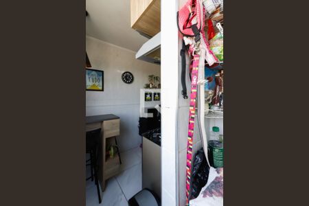 Apartamento à venda com 48m², 2 quartos e 1 vagaCozinha e Área de Serviço