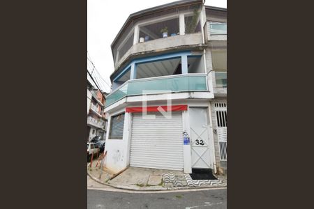 Casa para alugar com 160m², 2 quartos e 1 vagaFachada