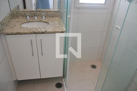 Apartamento para alugar com 75m², 2 quartos e 2 vagas Apartamento para alugar com 75m², 2 quartos e 2 vagasBanheiro