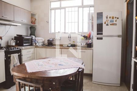 Casa à venda com 225m², 3 quartos e 1 vagaCozinha