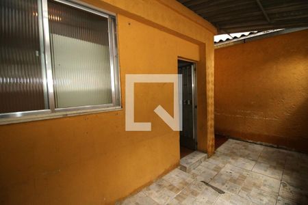 Varanda de casa para alugar com 2 quartos, 65m² em Brás de Pina, Rio de Janeiro