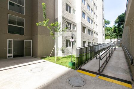 Apartamento para alugar com 35m², 2 quartos e sem vagaÁrea comum - Entrada da Torre