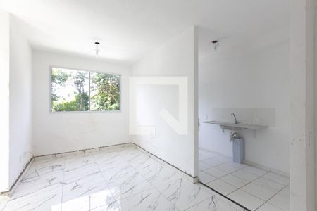 Sala de apartamento para alugar com 2 quartos, 35m² em Colônia (zona Leste), São Paulo