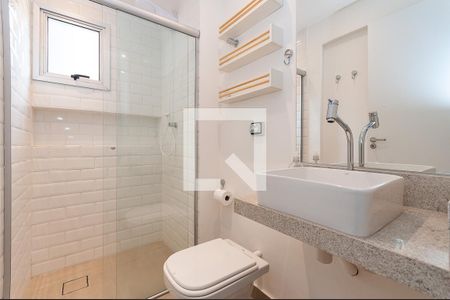 Banheiro de apartamento para alugar com 1 quarto, 44m² em Pompeia, São Paulo