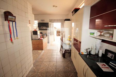 Casa à venda com 420m², 5 quartos e 3 vagasCozinha