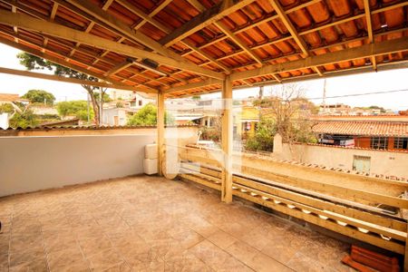 Casa à venda com 420m², 5 quartos e 3 vagasVaranda