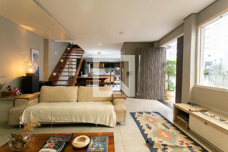 Sala de Estar de casa à venda com 4 quartos, 330m² em Cidade Mãe do Céu, São Paulo